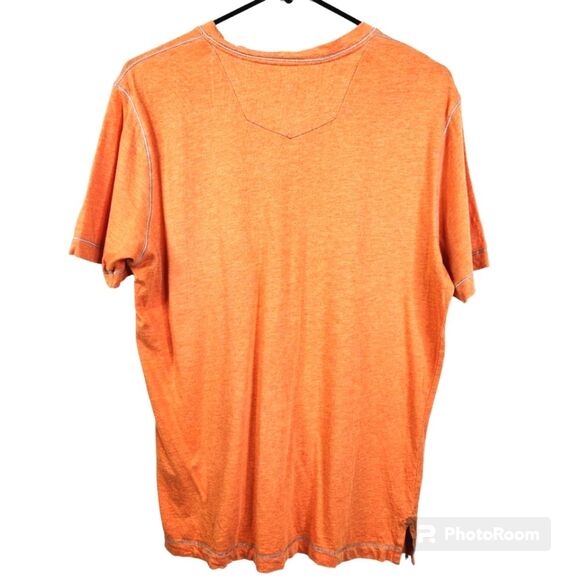 Robert Graham Mens Short Sleeve V-Neck Tee Size Medium - Picture 2 of 5